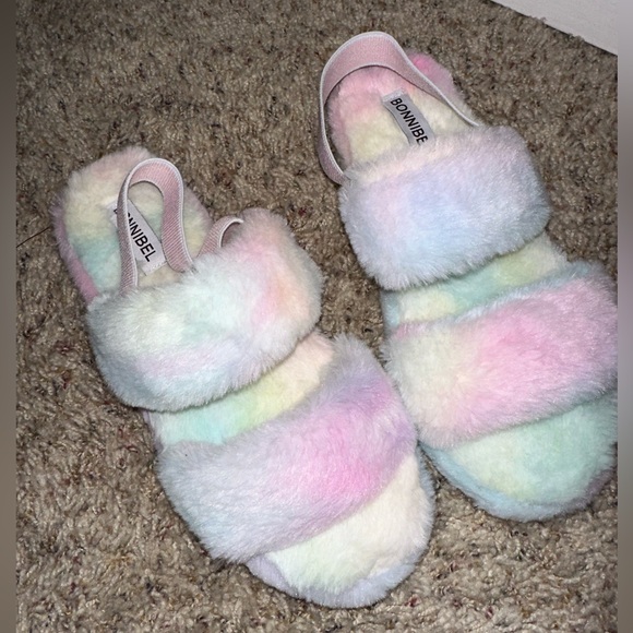 Soft Angel 👼🏻 ☁️ slippers size 9 - Picture 1 of 4